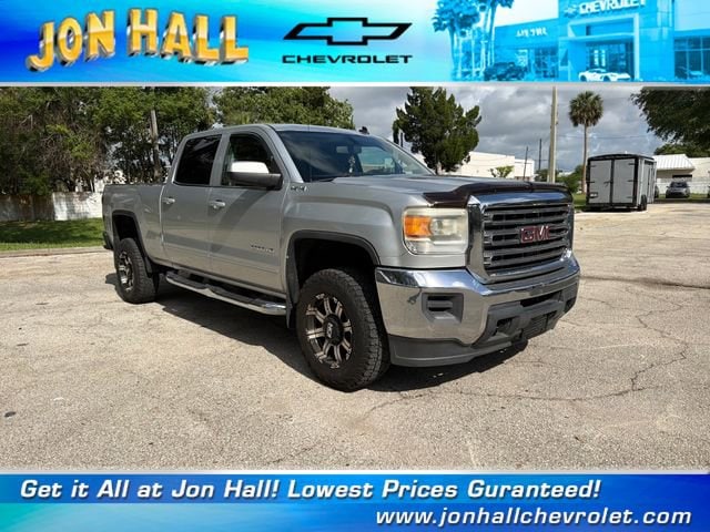 2015 GMC Sierra 4WD Crew Cab Standard Box SLE's photo