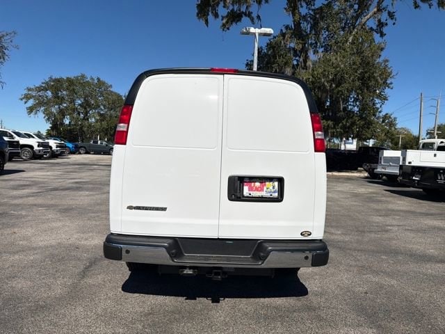 2025 Chevrolet Express Cargo Work Van - Photo 10