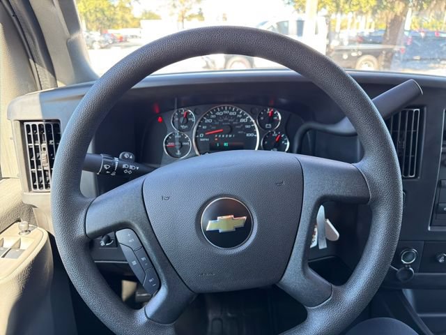 2025 Chevrolet Express Cargo Work Van - Photo 25