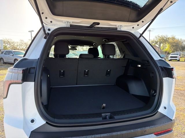 2026 Chevrolet Equinox LT - Photo 11