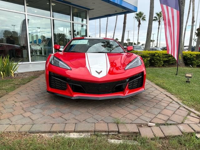 2027 Chevrolet Corvette 2LT - Photo 5