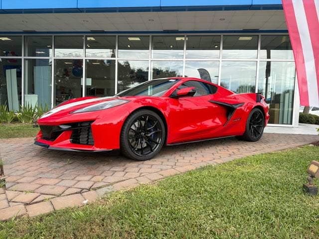 2027 Chevrolet Corvette 2LT - Photo 2