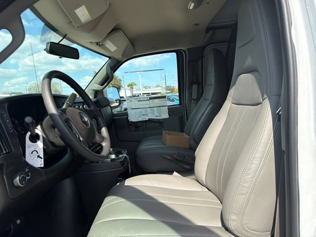 2026 Chevrolet Express Cargo Work Van - Photo 23