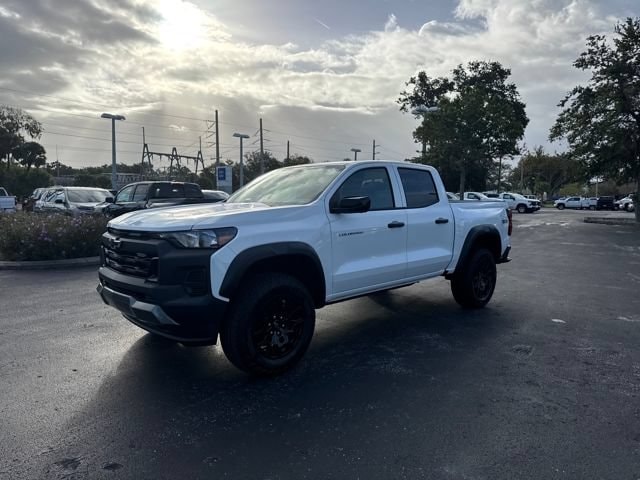 2026 Chevrolet Colorado Trail Boss - Photo 2