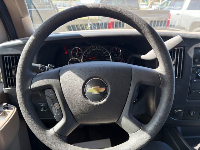 2024 Chevrolet Express Cargo Work Van - Photo 20