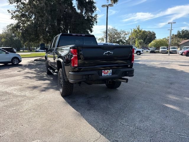2026 Chevrolet Silverado 2500 HD ZR2 - Photo 10