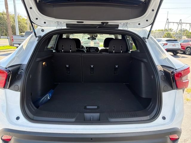2026 Chevrolet Trax RS - Photo 11