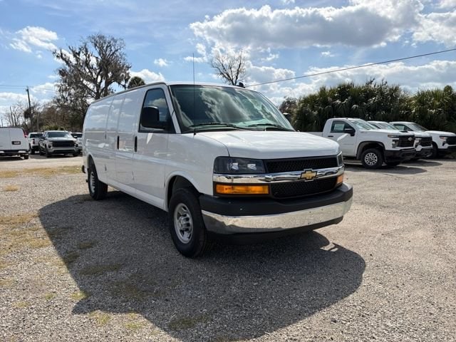 2026 Chevrolet Express Cargo Work Van - Photo 20