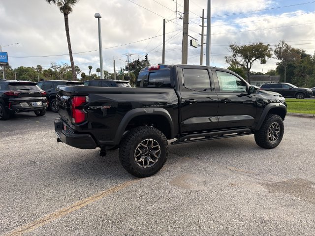 2026 Chevrolet Colorado ZR2 - Photo 11