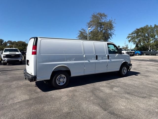 2025 Chevrolet Express Cargo Work Van - Photo 15