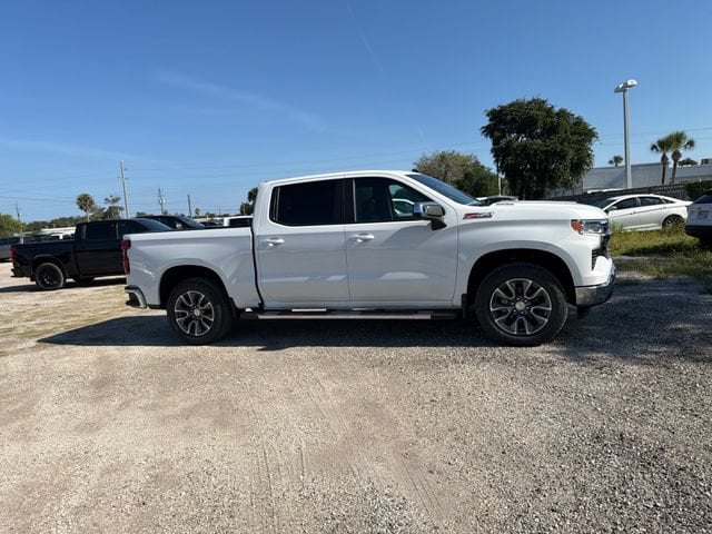 2026 Chevrolet Silverado 1500 LT - Photo 14