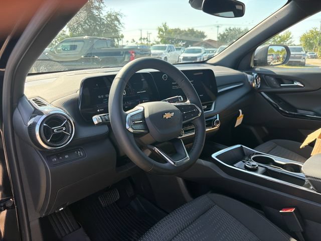2027 Chevrolet Equinox LT - Photo 23