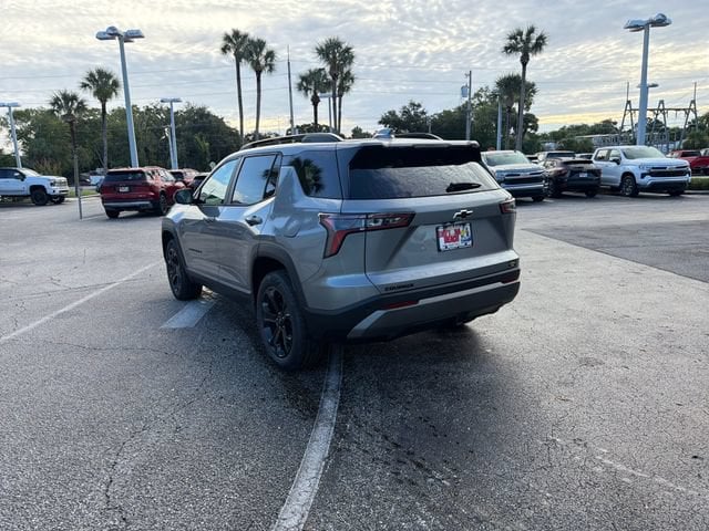 2027 Chevrolet Equinox LT - Photo 8