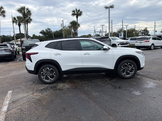 2026 Chevrolet Trax LT - Photo 12
