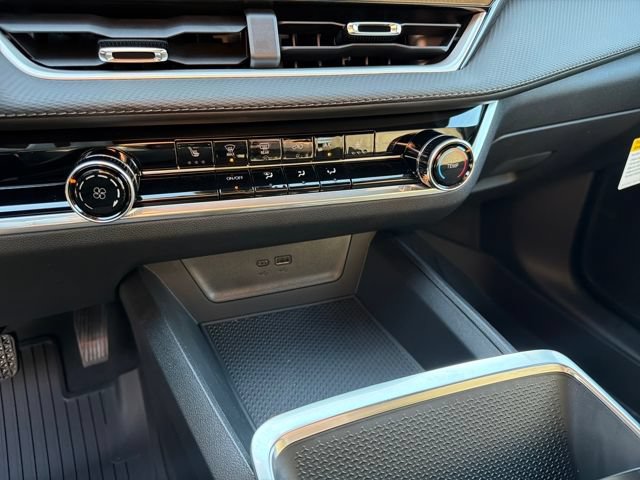 2026 Chevrolet Equinox LT - Photo 28