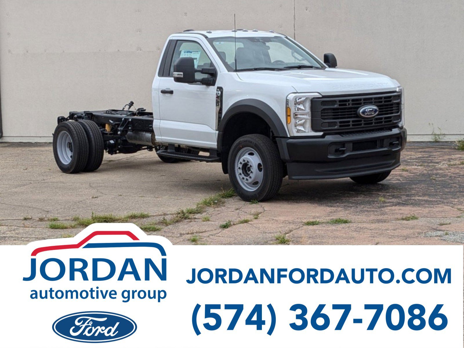 2024 Ford F-450 Super Duty Chassis Cab XL's photo