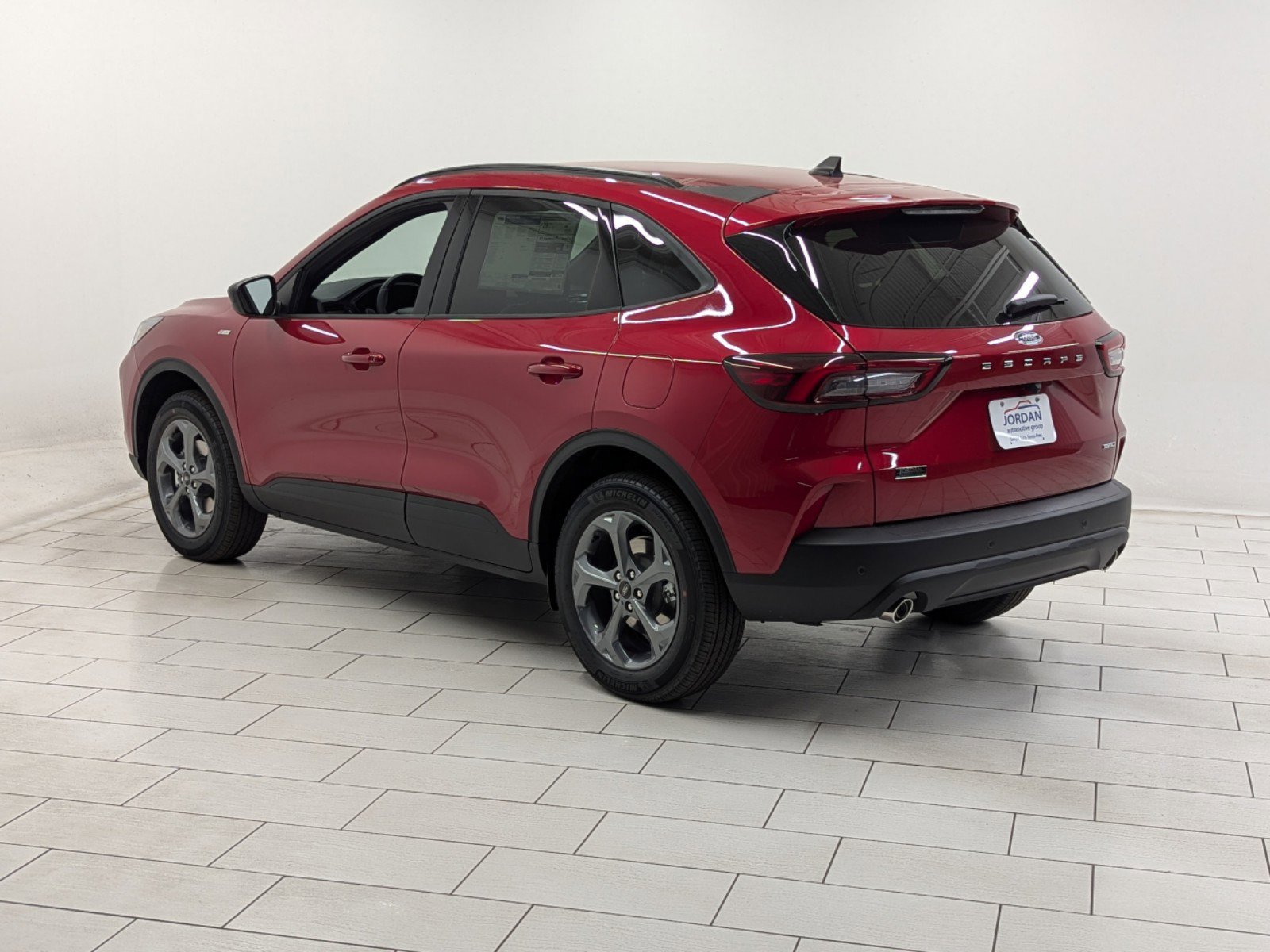 2025 Ford Escape ST-Line photo 4