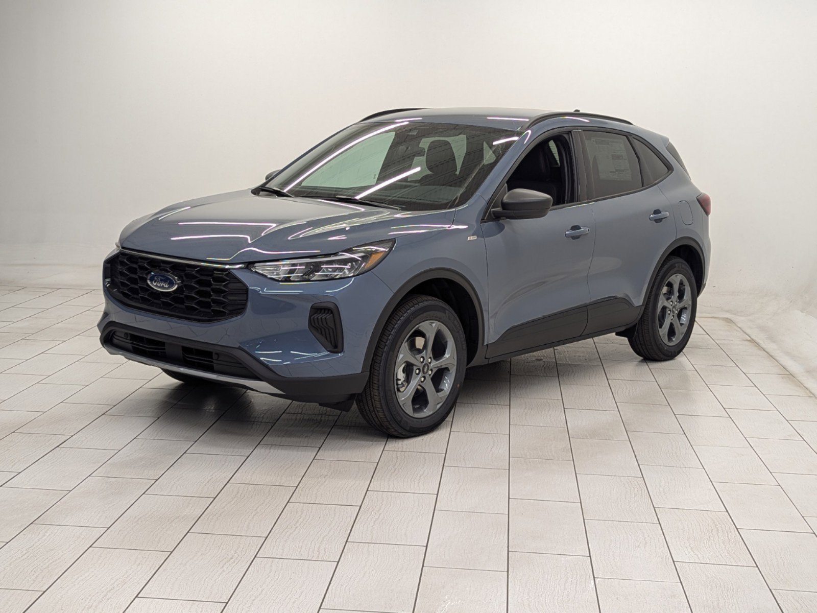 2025 Ford Escape ST-Line photo 3