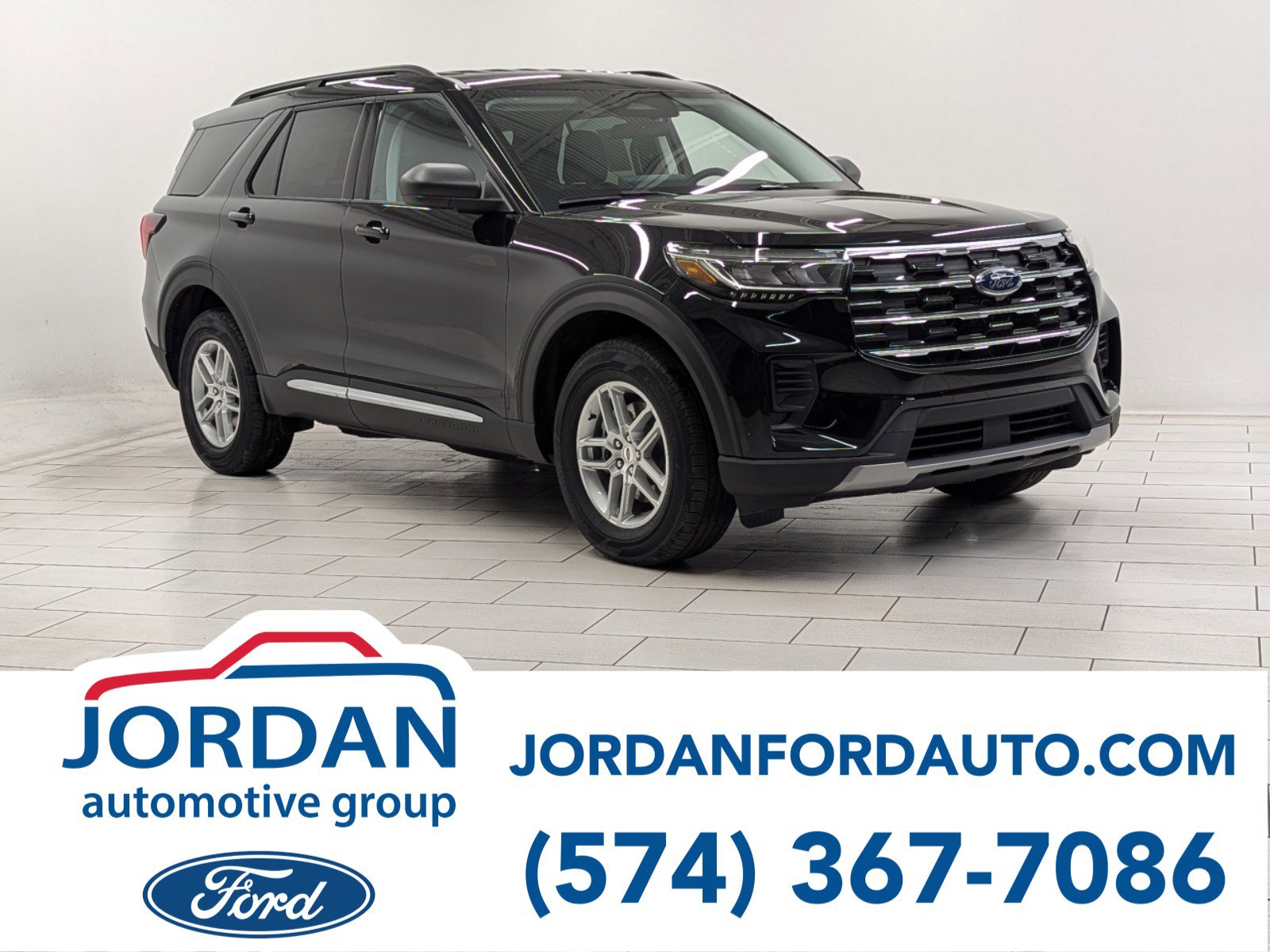 2025 Ford Explorer Active's photo