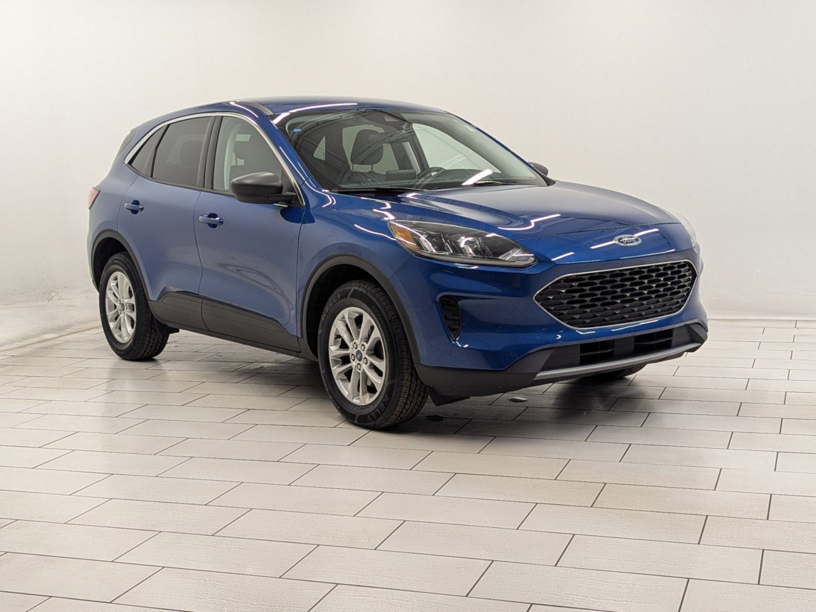 Used 2022 Ford Escape SE with VIN 1FMCU9G64NUA58334 for sale in Charlotte, NC