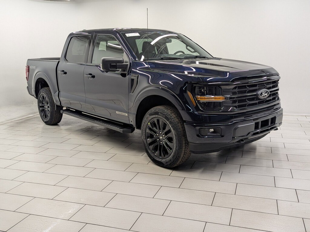 New 2025 Ford F-150 XLT XLT 4WD SuperCrew 5.5 Box