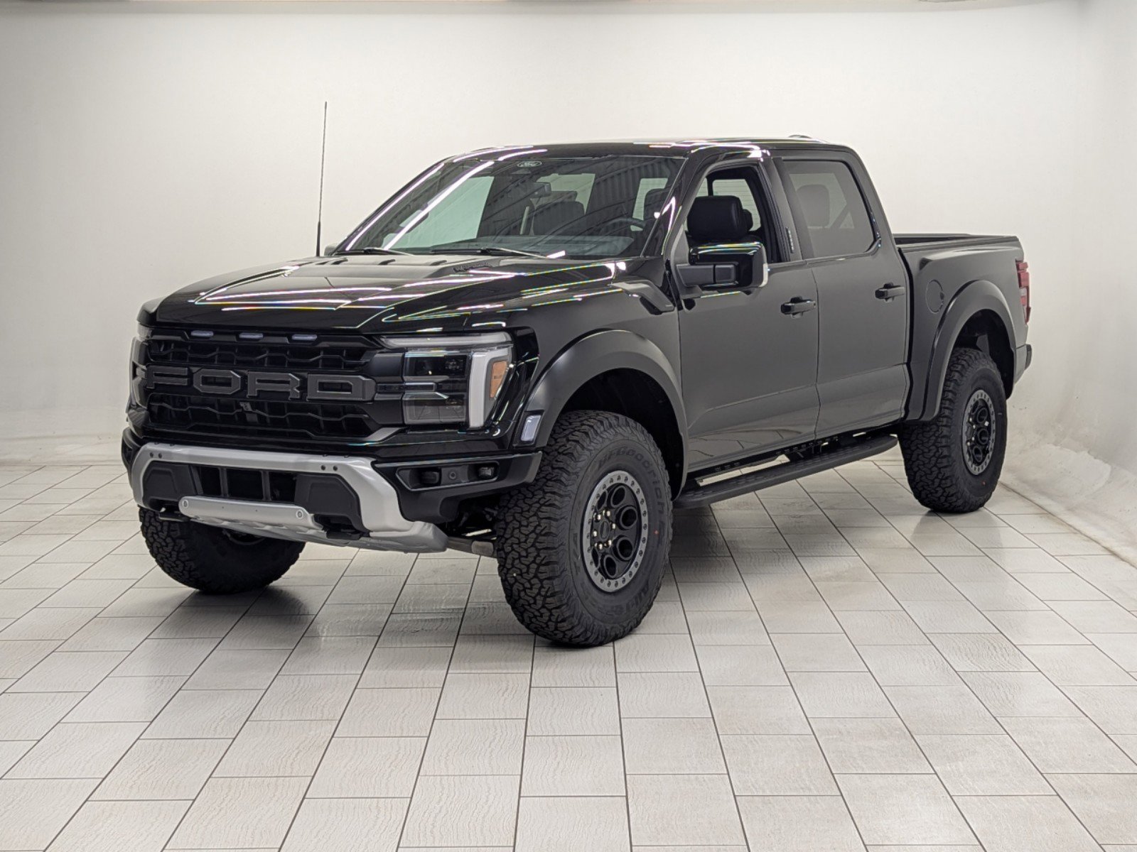 2024 Ford F-150 Raptor photo 3