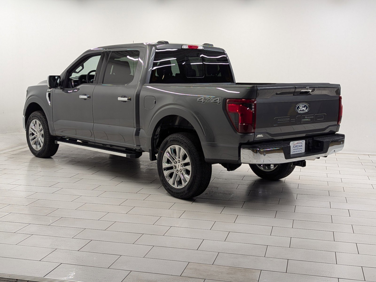 2024 Ford F-150 XLT photo 4