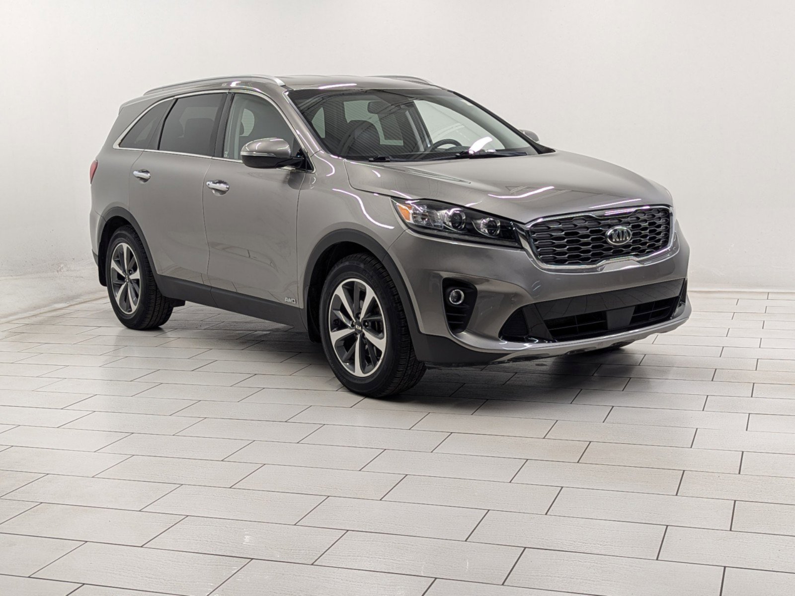 Used 2019 Kia Sorento EX with VIN 5XYPHDA55KG545634 for sale in Charlotte, NC
