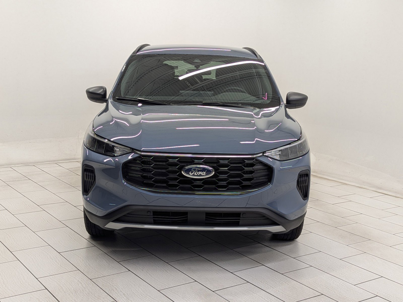 2025 Ford Escape ST-Line photo 2