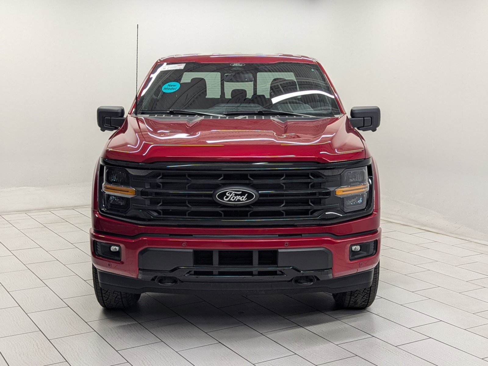 2025 Ford F-150 XLT photo 3