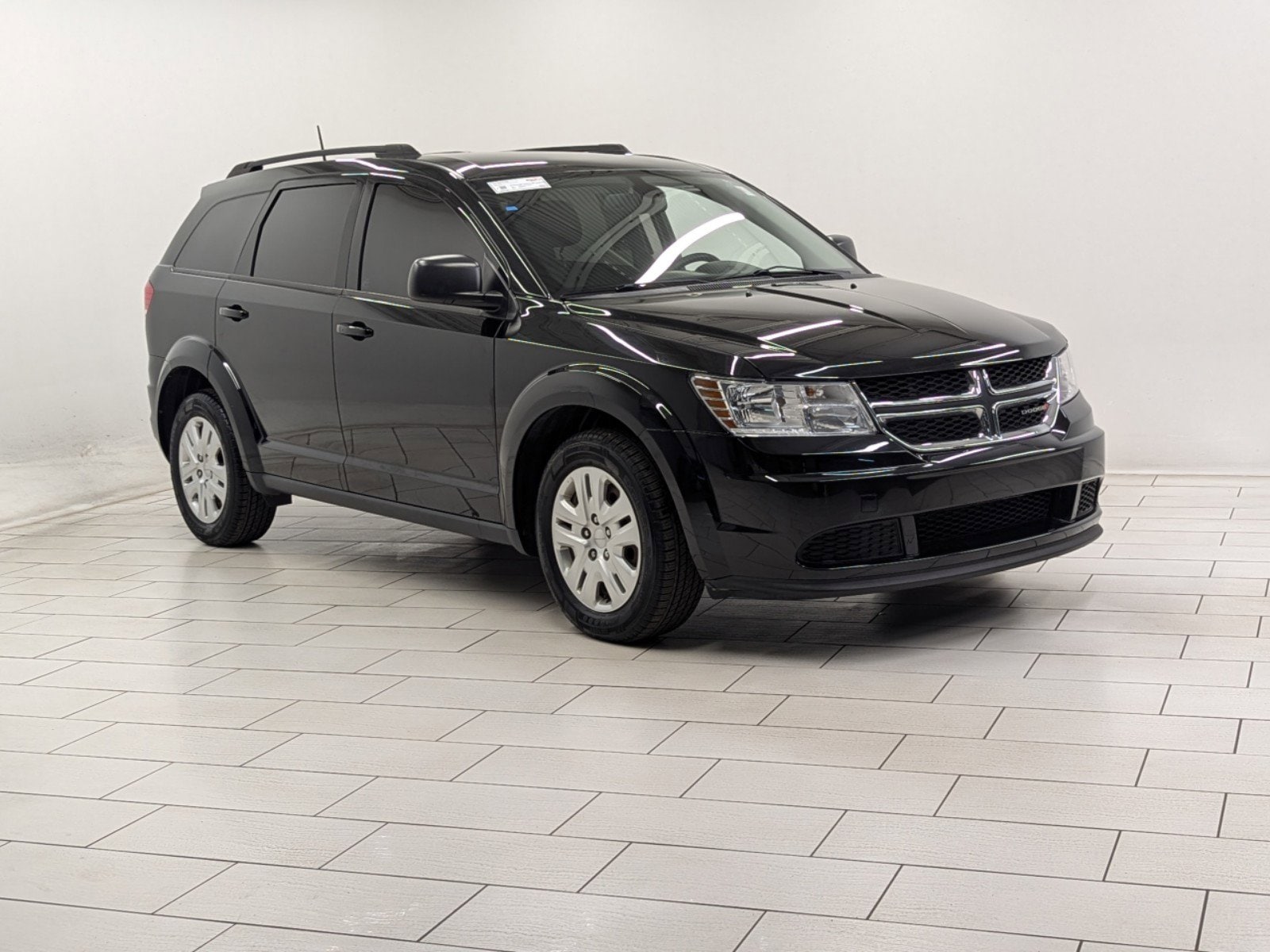 Used 2019 Dodge Journey SE with VIN 3C4PDCAB1KT853579 for sale in Charlotte, NC