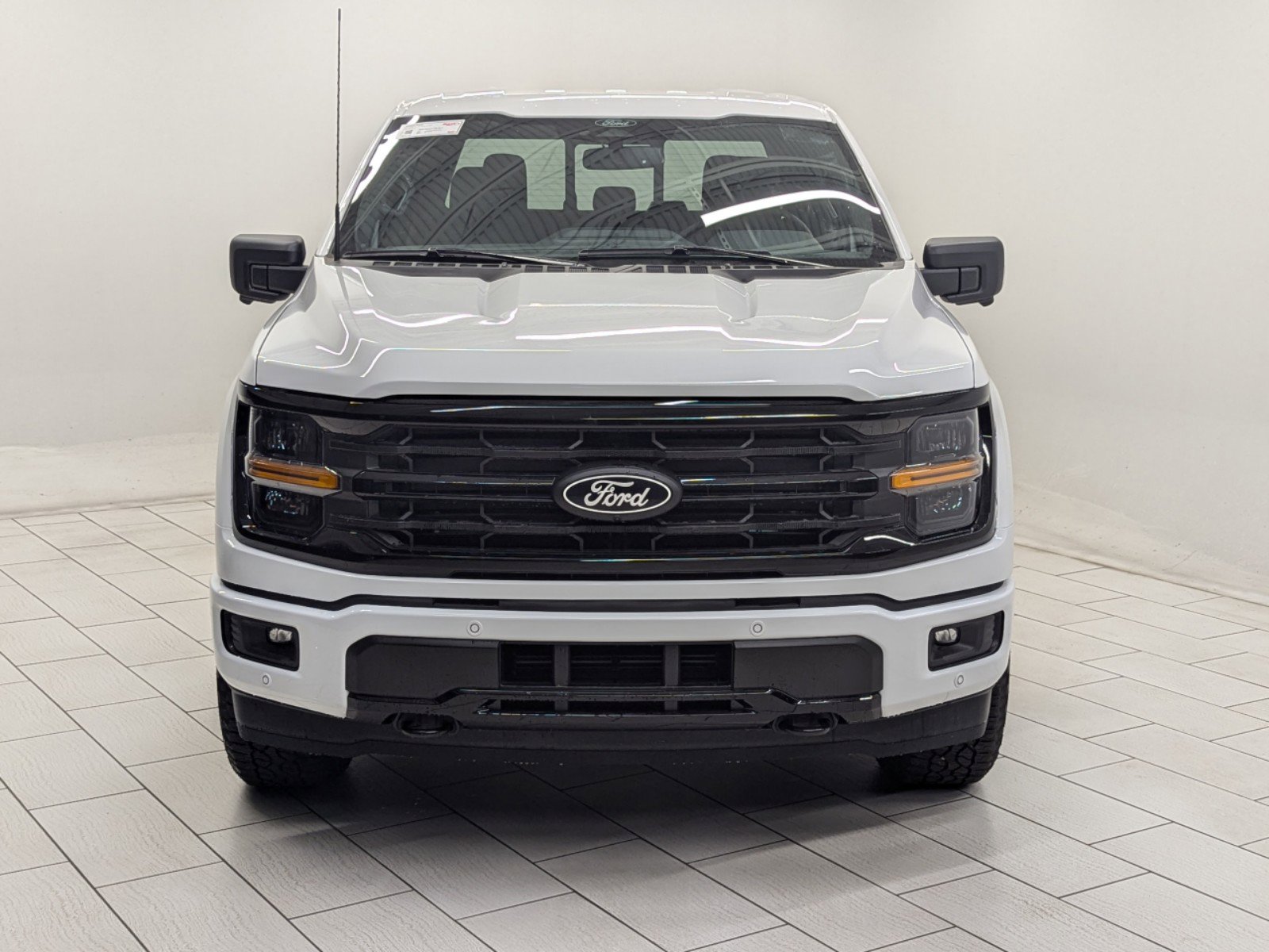 2024 Ford F-150 XLT photo 3