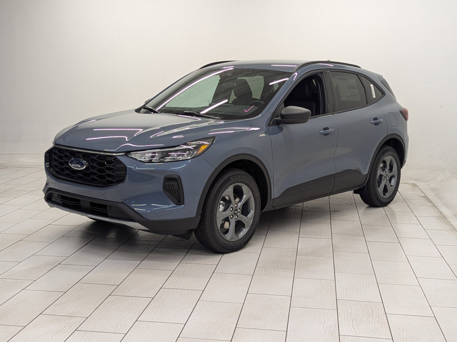 2025 Ford Escape ST-Line photo 3