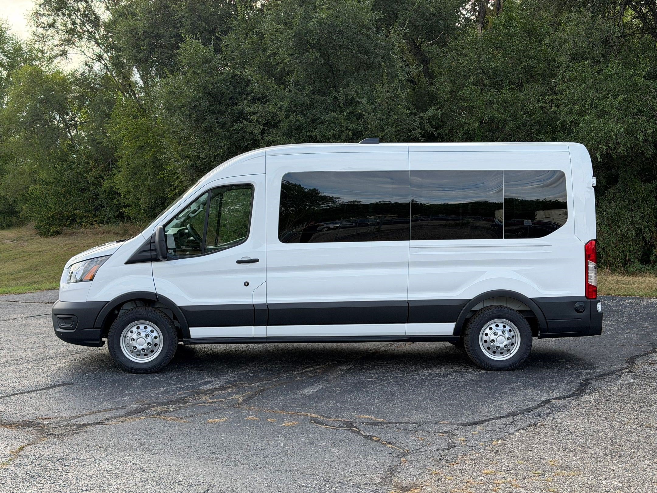 2026 Ford Transit-350 Passenger Passenger Van XL Wagon Medium Roof Van