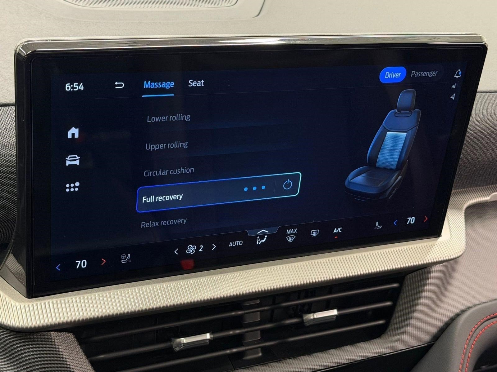 2026 Ford Explorer ST - Photo 31