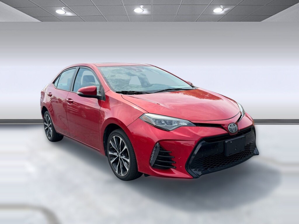 Used 2017 Toyota Corolla SE Sedan