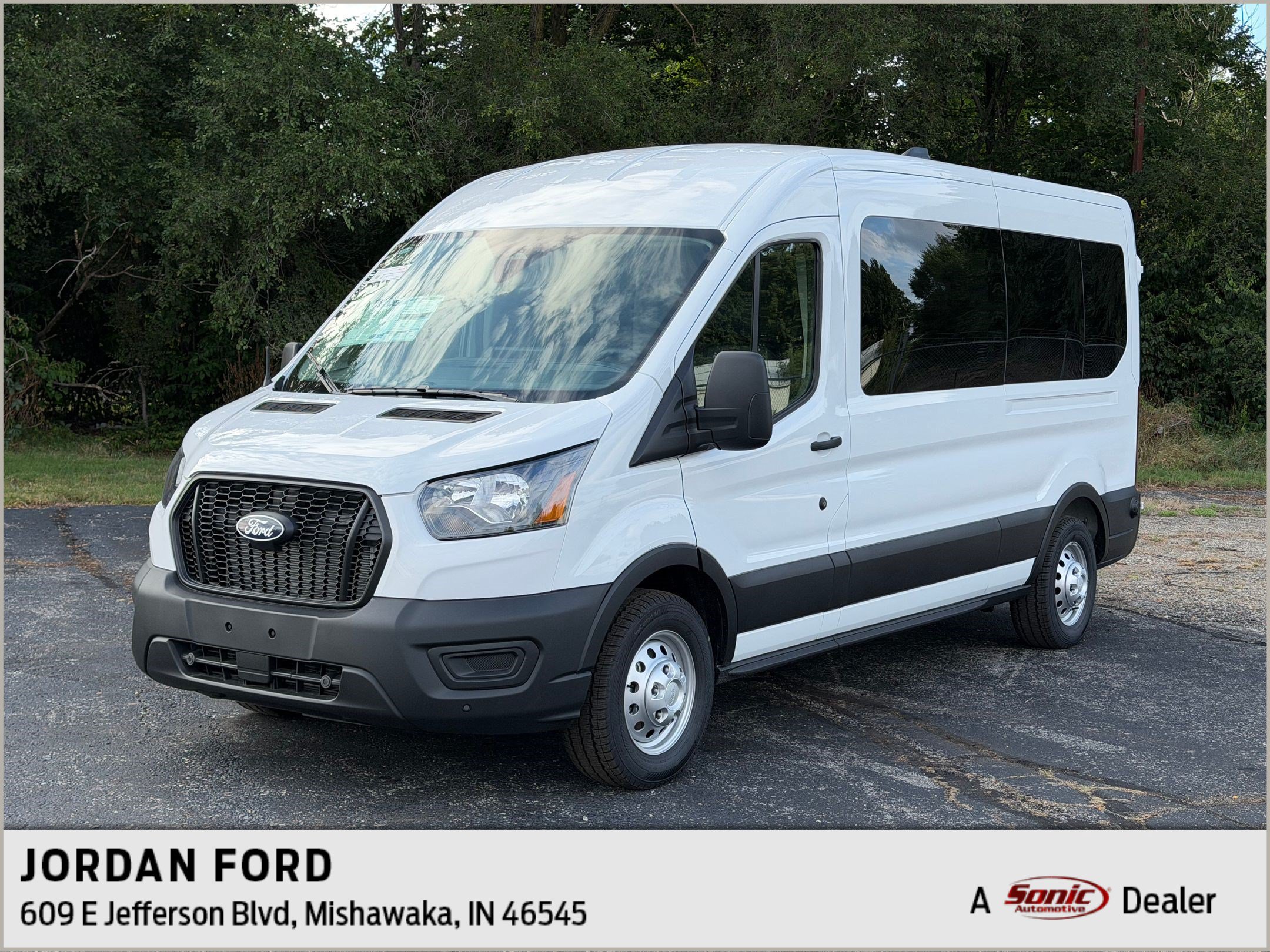  Ford Transit-350 Passenger