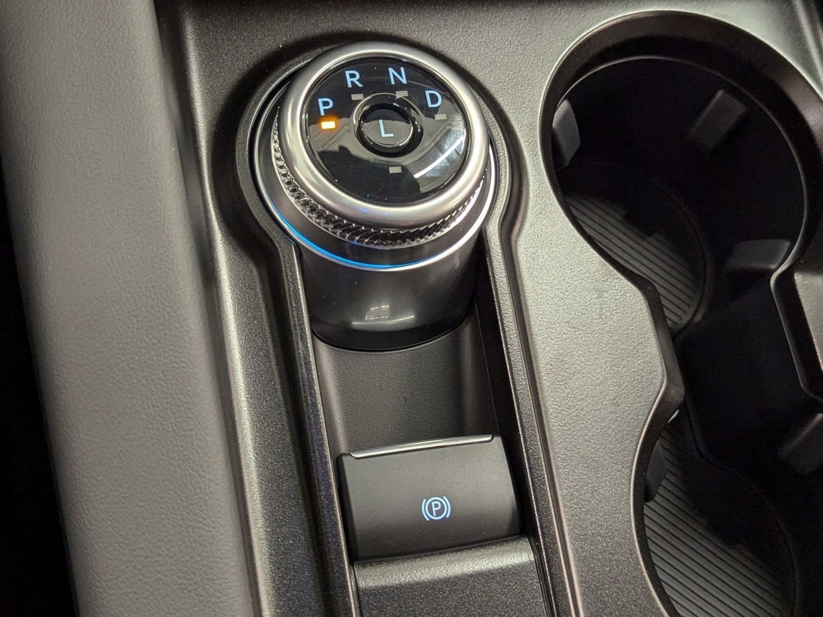 2026 Ford Explorer Active - Photo 12