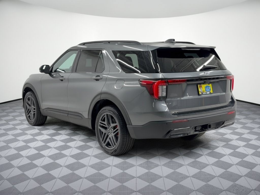 New 2026 Ford Explorer ST-Line SUV