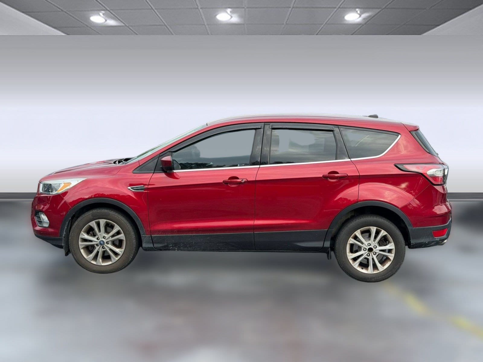 Used 2017 Ford Escape SE with VIN 1FMCU0GD8HUC20710 for sale in Mishawaka, IN