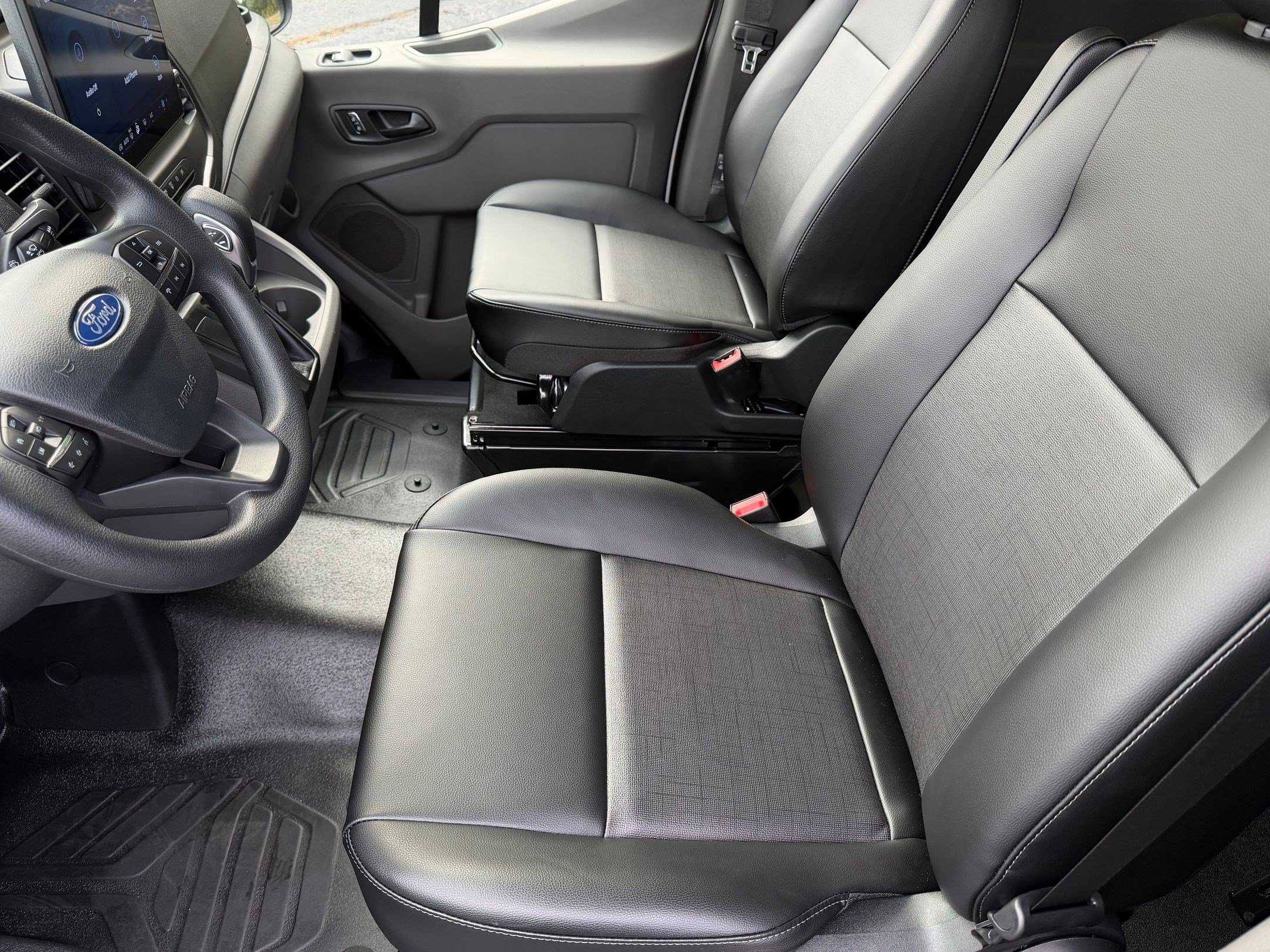 2026 Ford Transit-350 Passenger Passenger Van XL Wagon Medium Roof Van