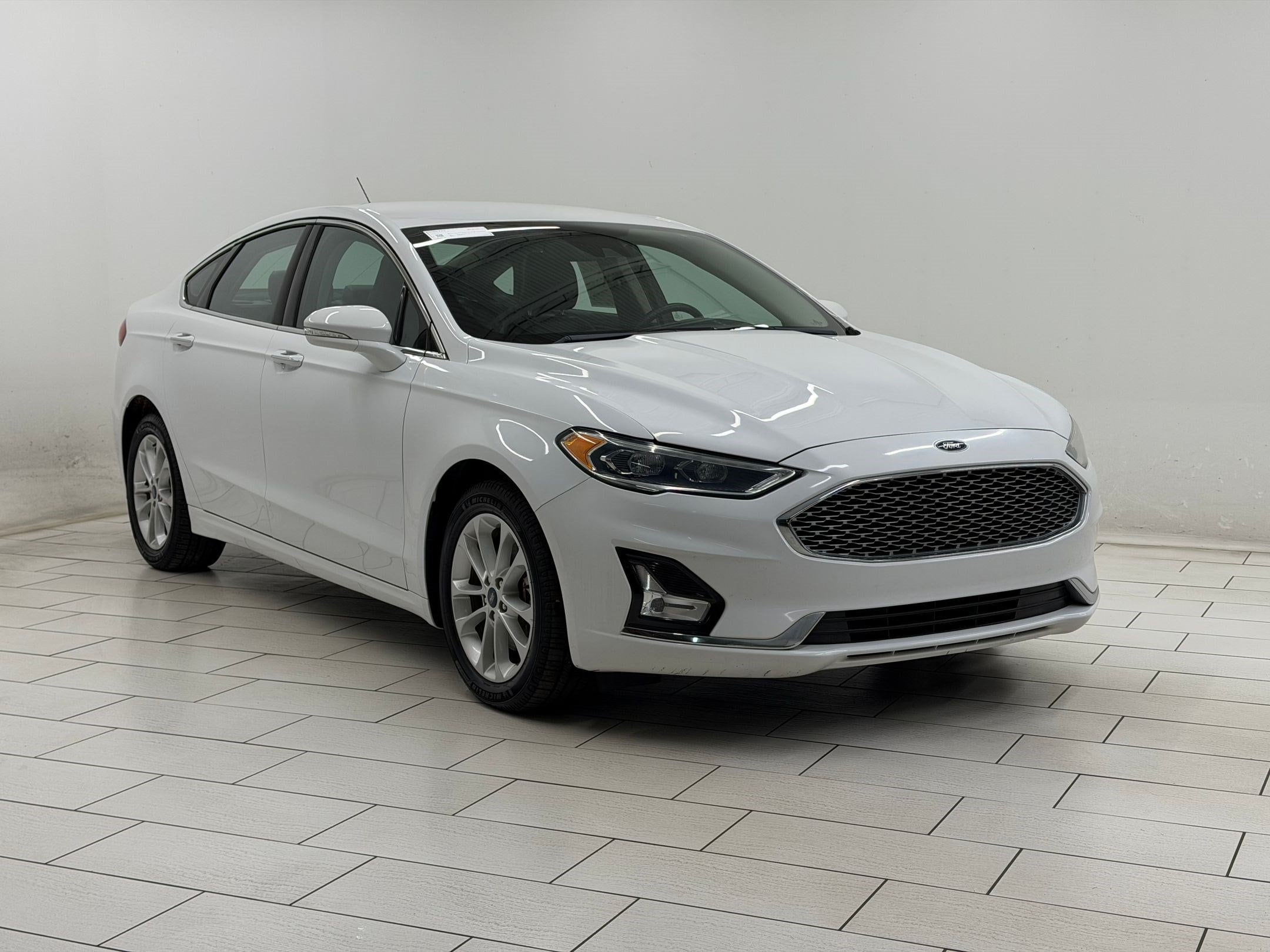 2019 Ford Fusion Energi Titanium Sedan