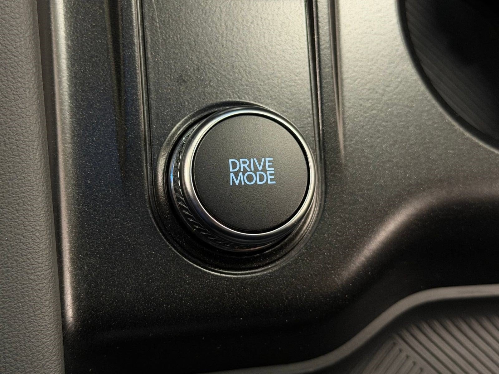 2026 Ford Explorer Active - Photo 15