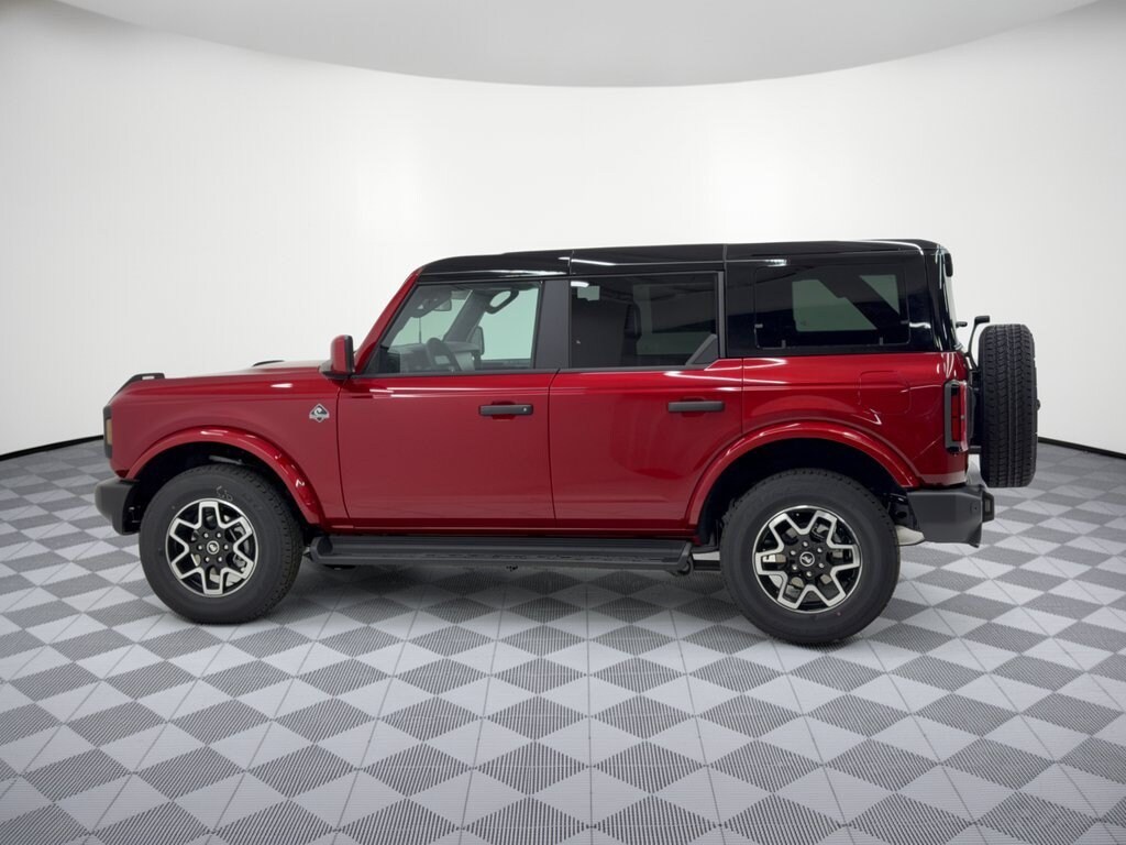New 2026 Ford Bronco Outer Banks SUV