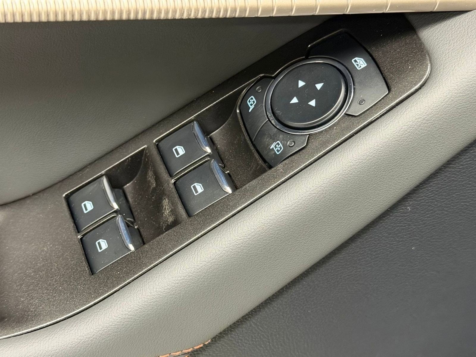 2026 Ford Explorer Active - Photo 18