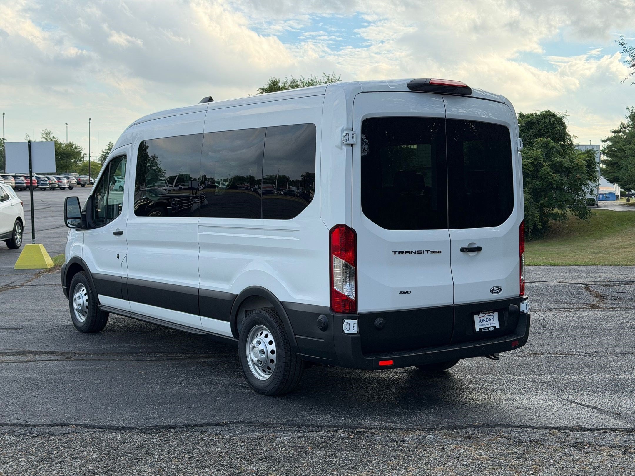 2026 Ford Transit-350 Passenger Passenger Van XL Wagon Medium Roof Van