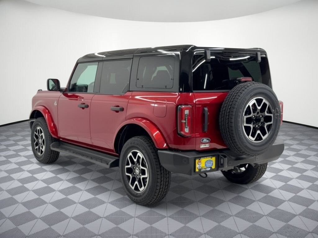 New 2026 Ford Bronco Outer Banks SUV