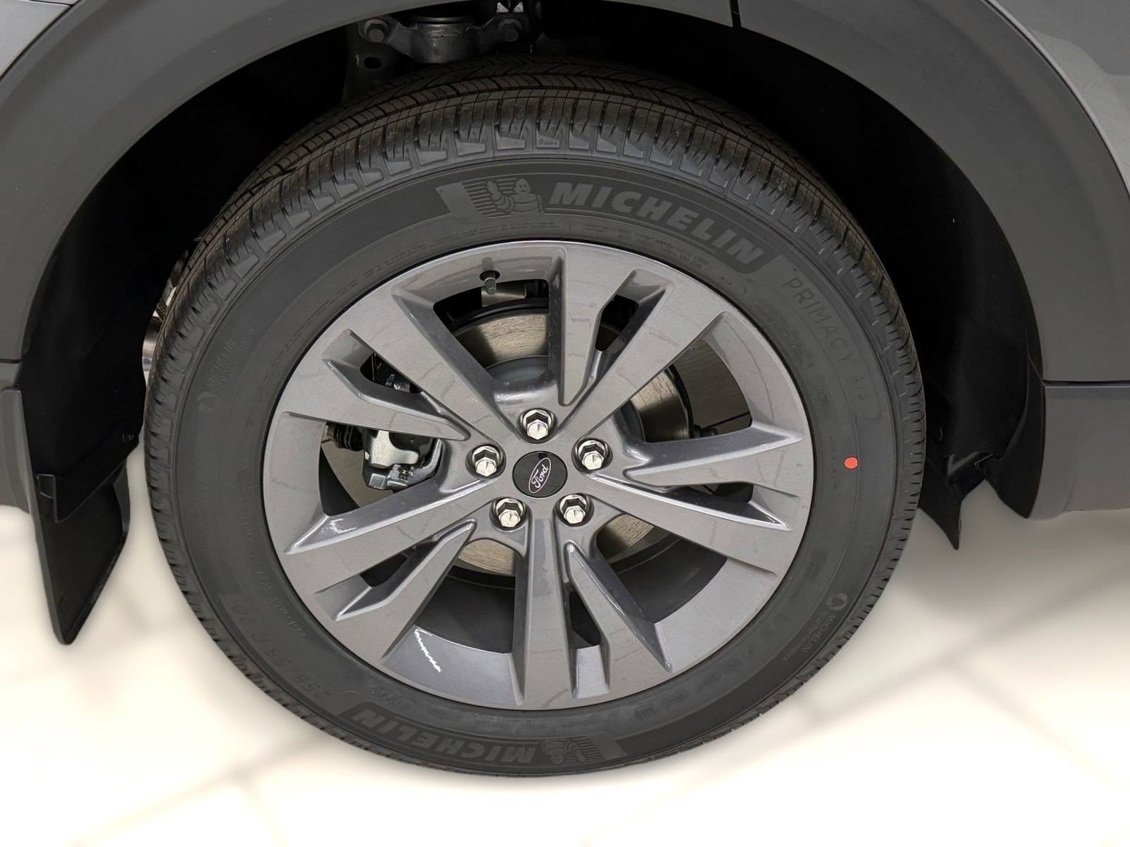 2026 Ford Explorer Active - Photo 9