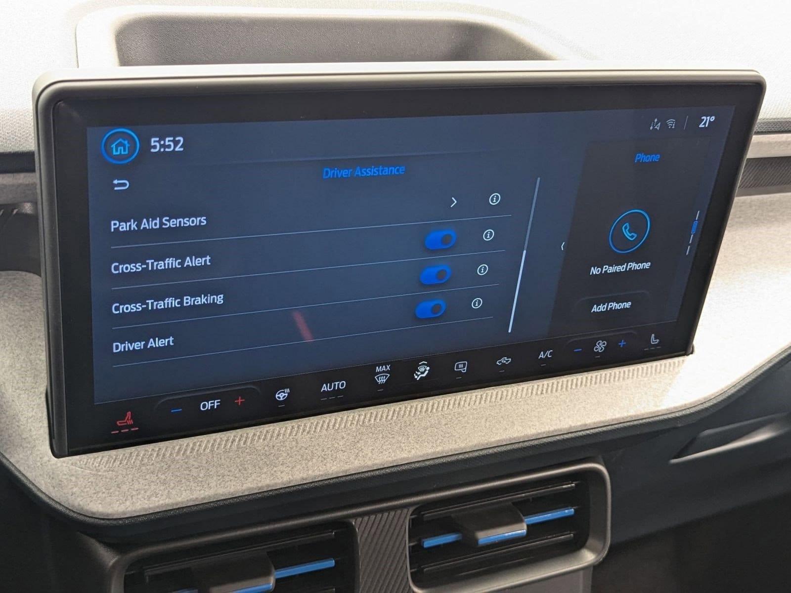 2026 Ford Maverick XLT - Photo 30