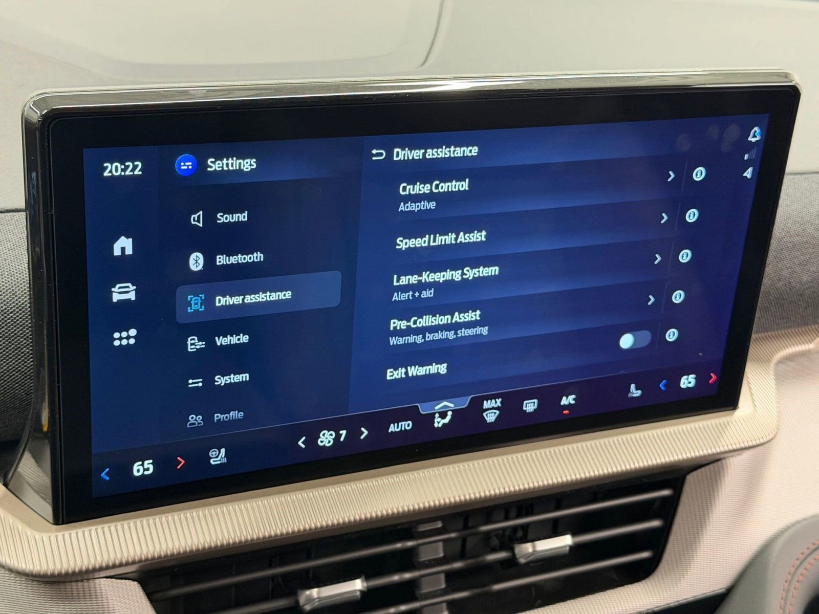 2026 Ford Explorer Active - Photo 30